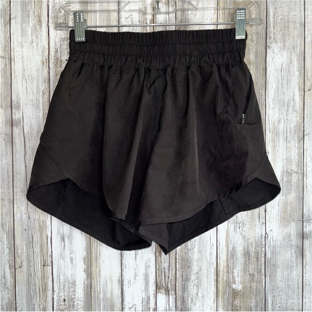 Lululemon High Rise Track That Lined Black Shorts - Picture 2 of 9